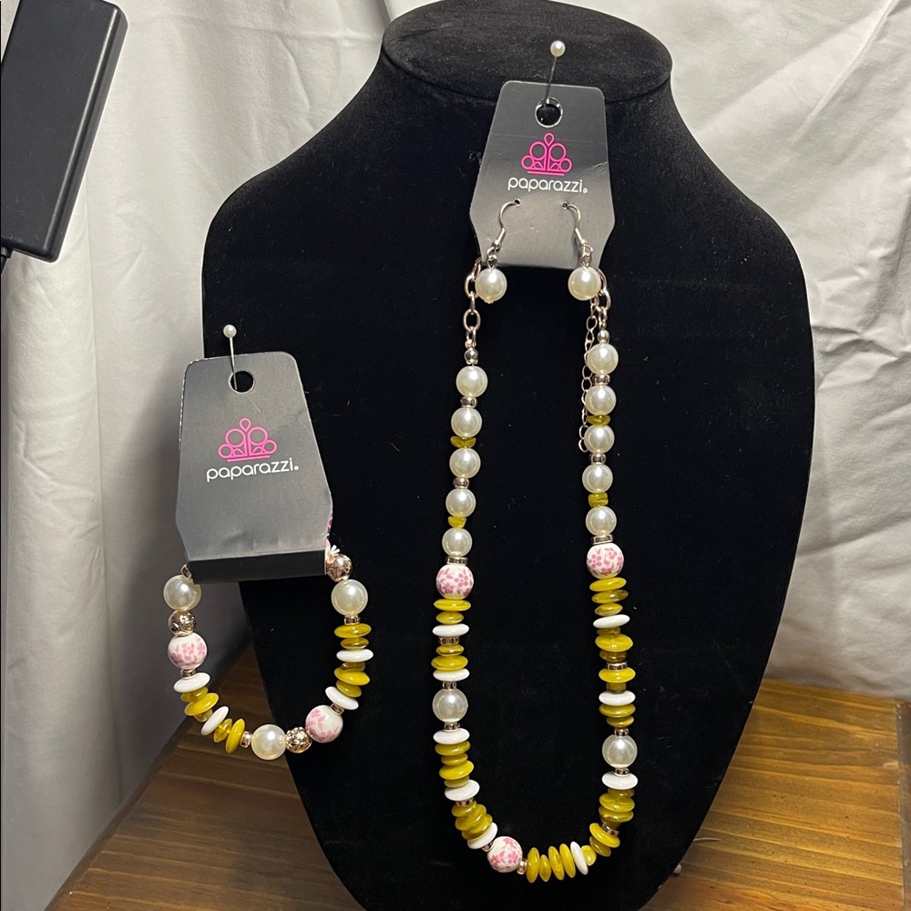 Paparazzi Yellow and White Beaded Necklace Set